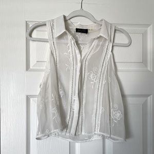 ASTR White 🤍 Summer Cropped Blouse ☀️. Suit cover up 👙Sz medium